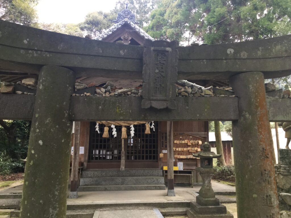 「住吉大明神」と書かれた鳥居